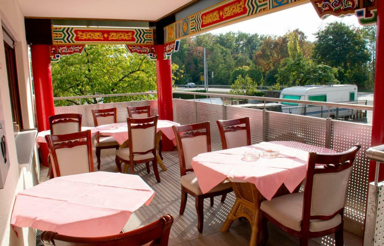Hotel Gaststaette Lin Garden Untergruppenbach Exteriér fotografie
